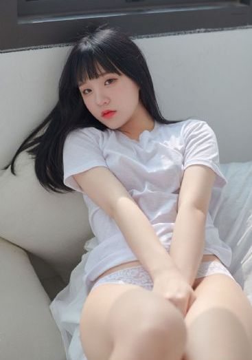 最新国产亚洲韩国日本美女_超清迅雷电影在线