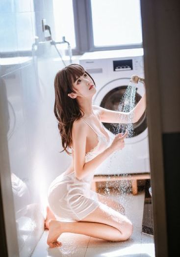 女色窝77777喷水美女图片_BD国语电影全集观看