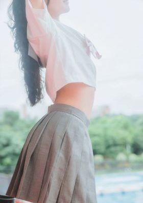 青青草国产精品第一区揄拍_DVD手机在线看